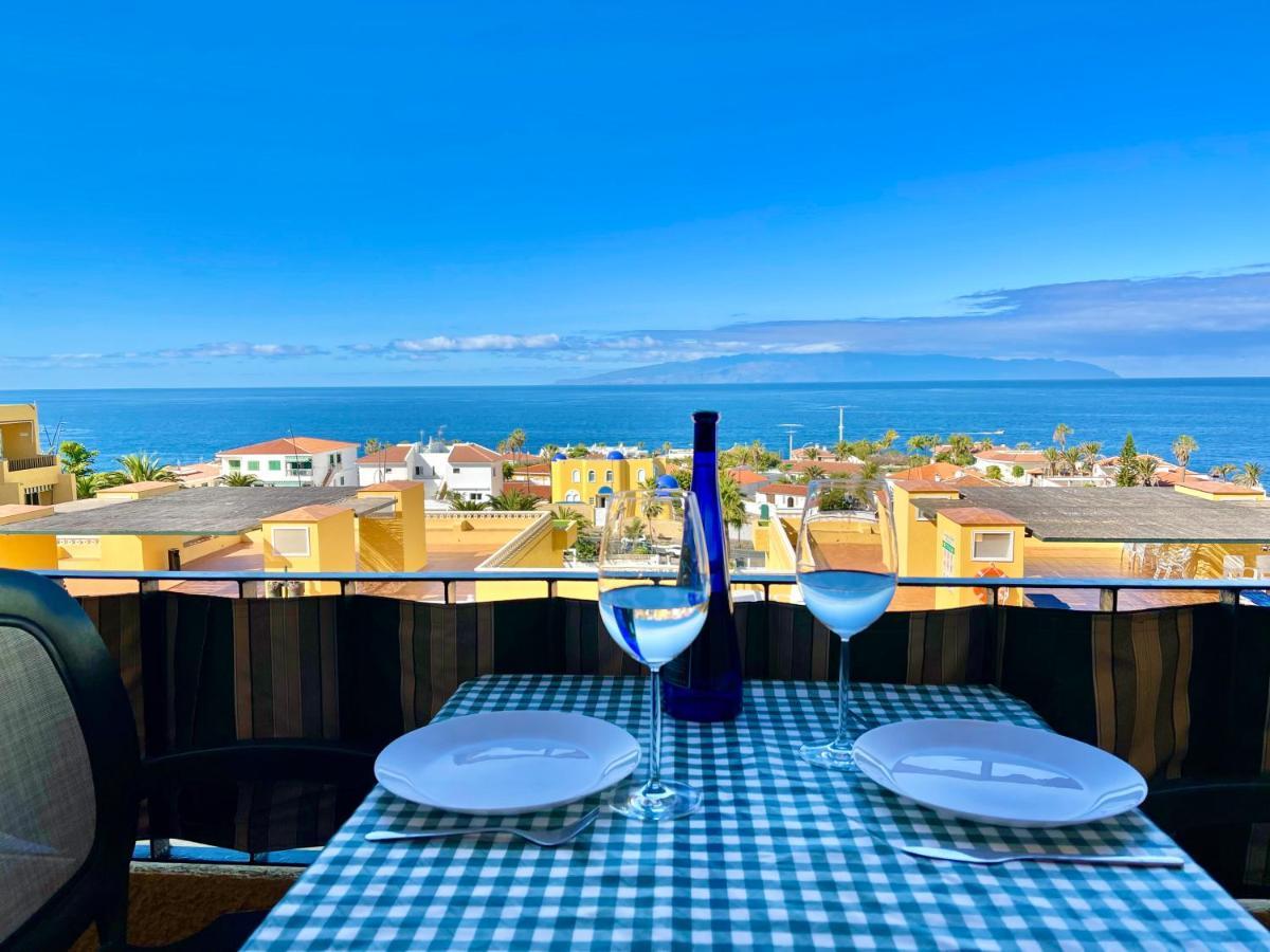 Apartamento con piscina en la Playa de Arena Puerto de Santiago  Exterior foto